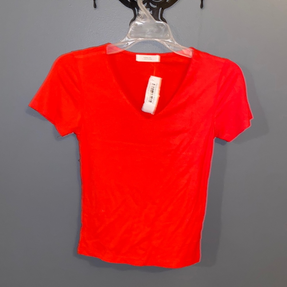 NWT V Neck Top Red